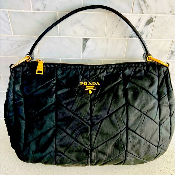 Prada Bag - Picture 1 of 7